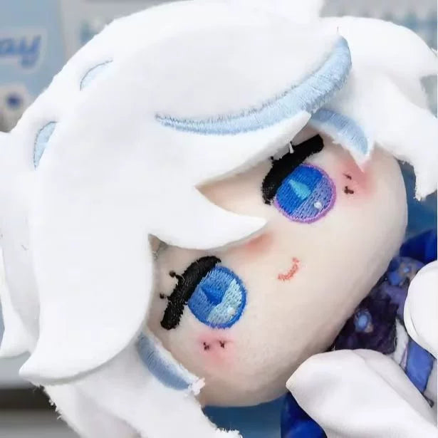 Genshin Impact Furina 10 cm cotton plush doll face and eye detail close-up