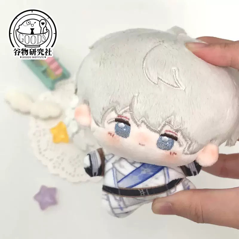 Love and Deepspace Xavier 10 cm nunu plush doll in white and blue outfit held in hand