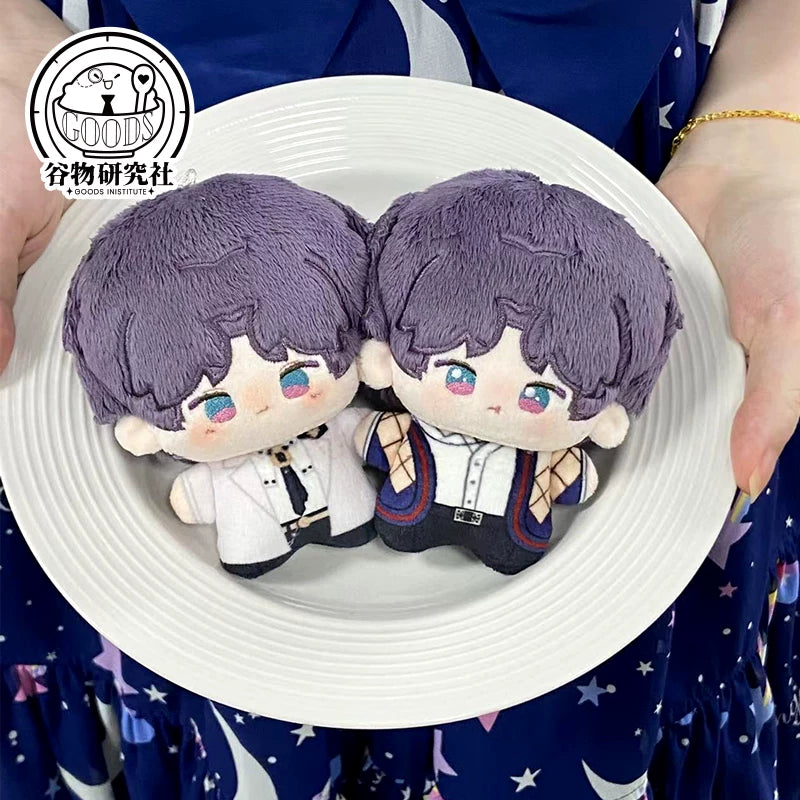 Love and Deepspace Rafayel 10 cm nunu plush dolls pair on a white plate