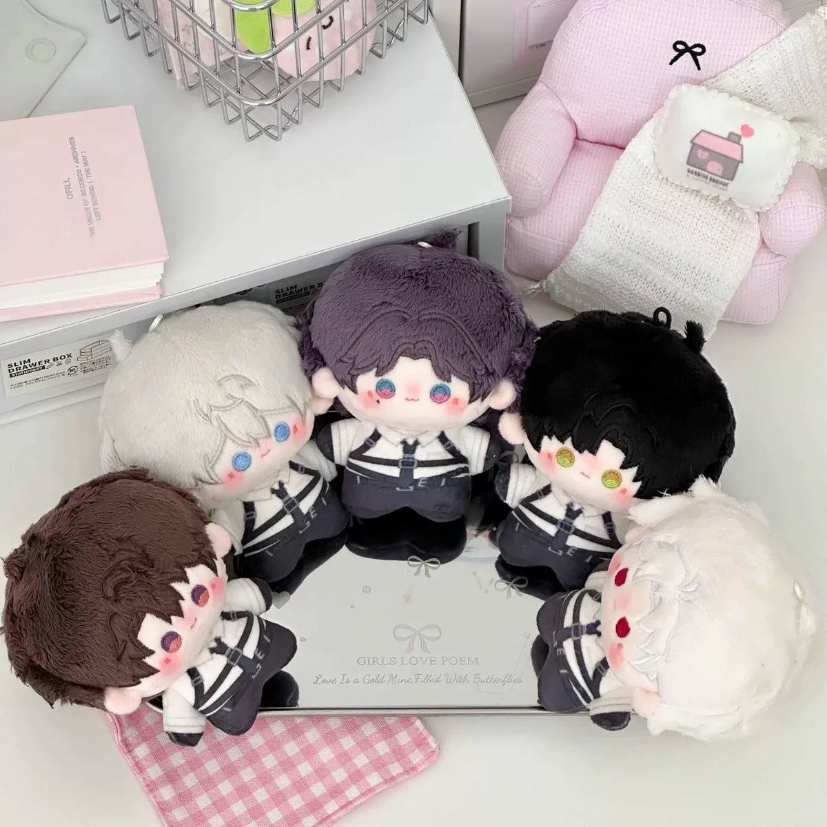Love and Deepspace Fan-Made Five 3.94in Uniform Plush Doll