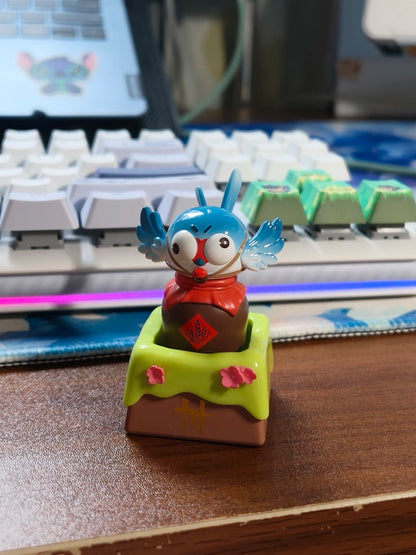 Where Winds Meet mini ceramic keycap mounted on a mechanical keyboard