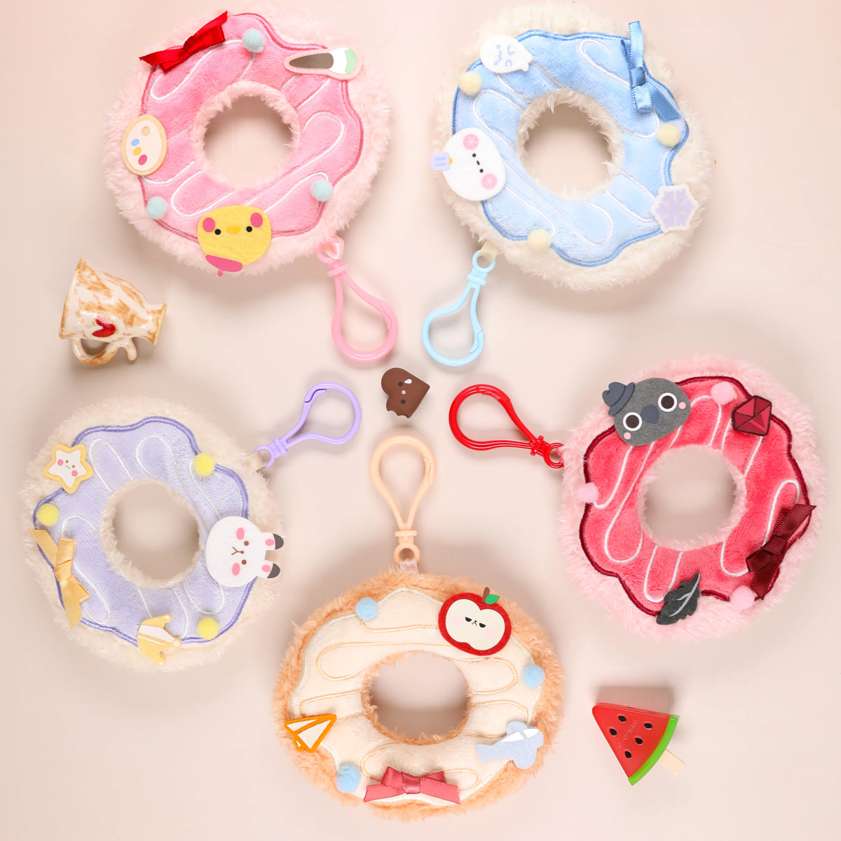 Love and Deepspace Fan-Made Donut Crawl Plush Doll Charms