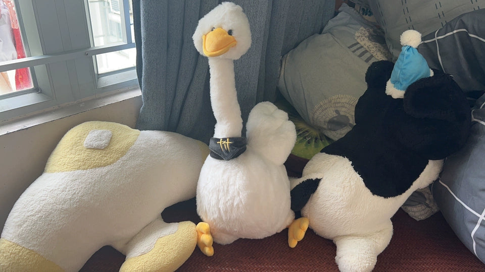 Official Where Winds Meet Defiant Goose 20in Character Plush