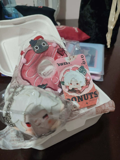 Love and Deepspace Fan-Made Donut Crawl Plush Doll Charms