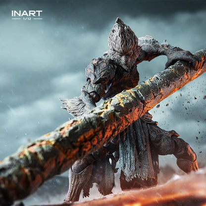 Stone Monkey wielding the giant stone pillar