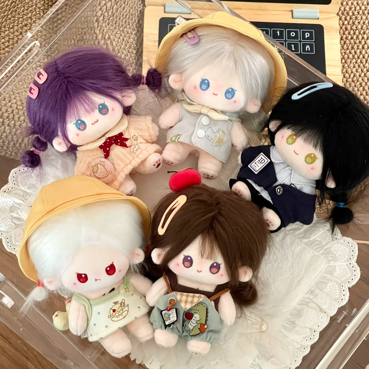 Love and Deepspace Tousled-Hair plush dolls five dolls in circle group display