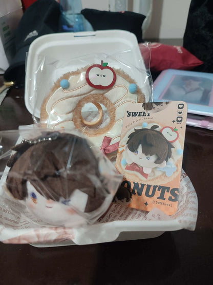 Love and Deepspace Fan-Made Donut Crawl Plush Doll Charms